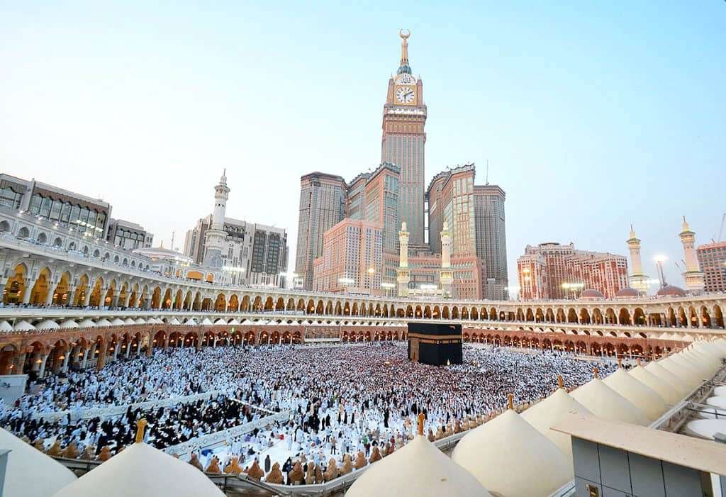 Choosing the Right Umrah Package